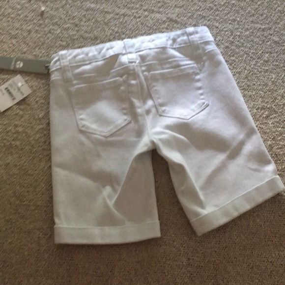 NWT White Tractr Stretch Jean Shorts - Picture 2 of 4